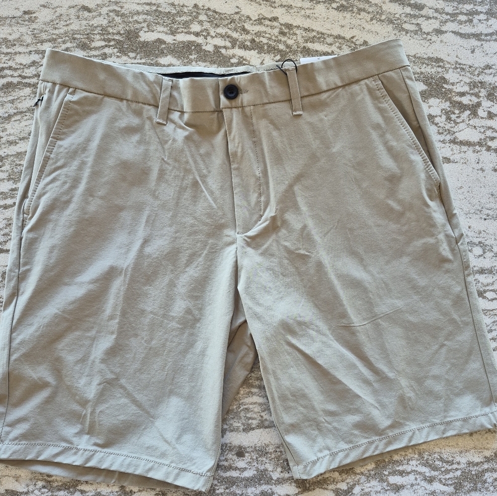 Kenneth Cole Men's Performance Golf Shorts Size 38" NEW